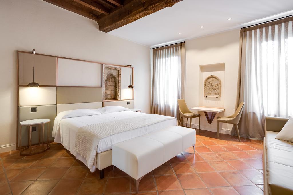 Ferrara Rooms Exterior photo