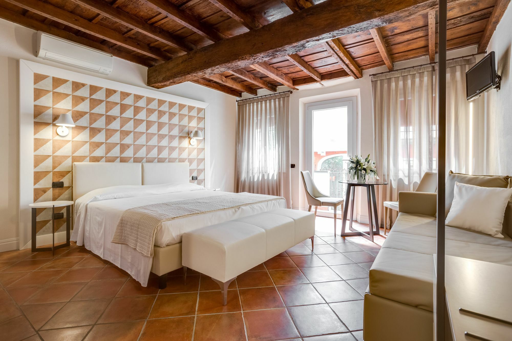 Ferrara Rooms Exterior photo
